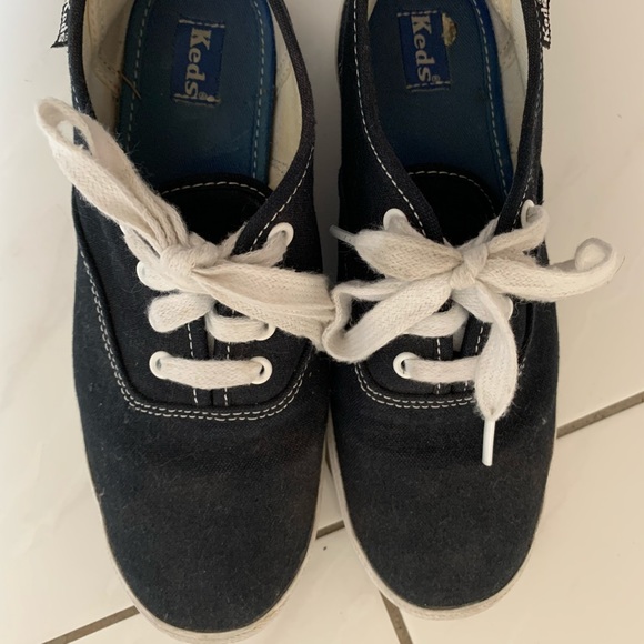 Navy Keds Shoes (size 4.5) - Picture 2 of 5